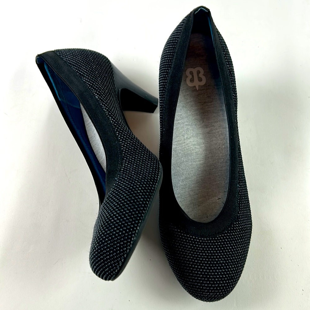 Betabrand Black and Gray Textured Heels